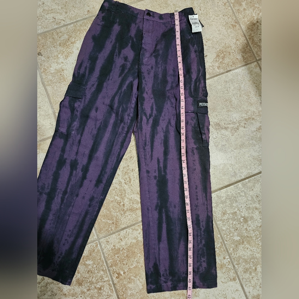 Petals Womens Size 7 Cargo Pants Purple Black Tie Dye Trousers Pristine Y2K Rave - Picture 4 of 6